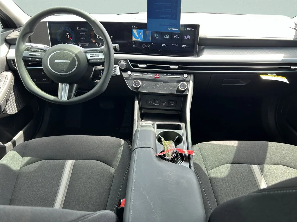 Used 2024 Black Hyundai SEL image 17