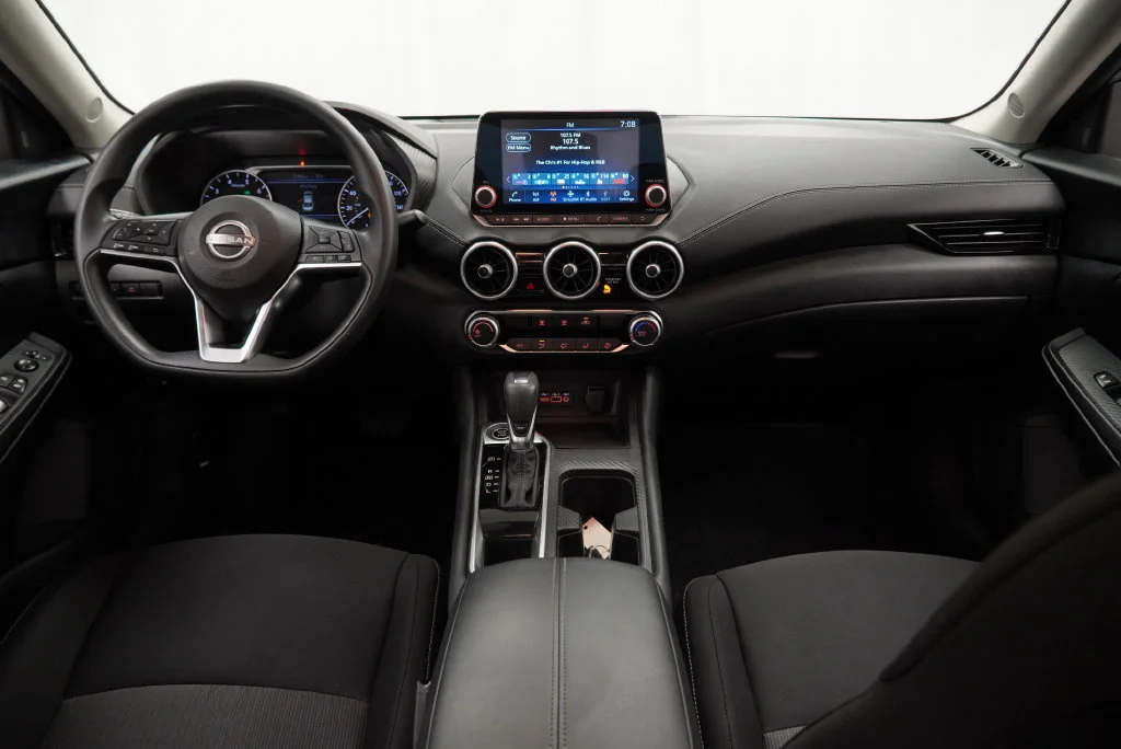 Used 2024 Gray Nissan SV Xtronic CVT image 3