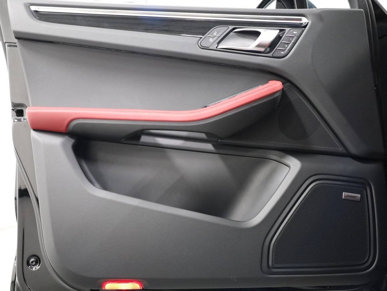 New 2026 Black Porsche  image 15