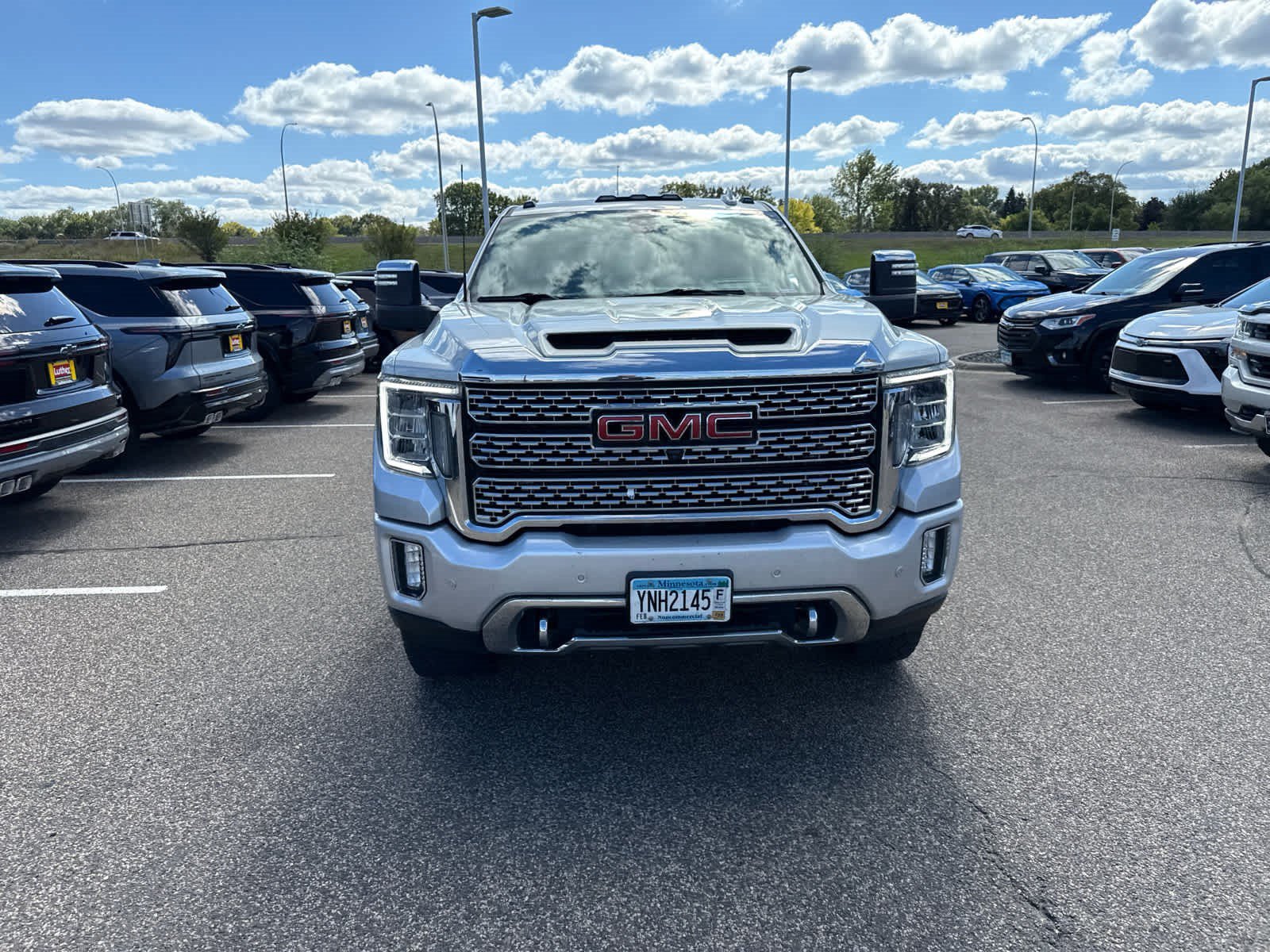 Used 2022 QUICKSILVER METALLIC GMC Denali image 2
