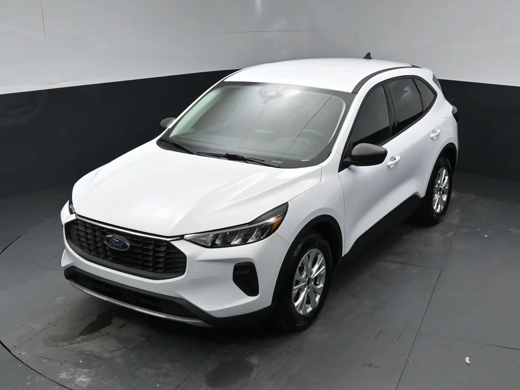 Certified Used 2025 Oxford White Ford Active image 36