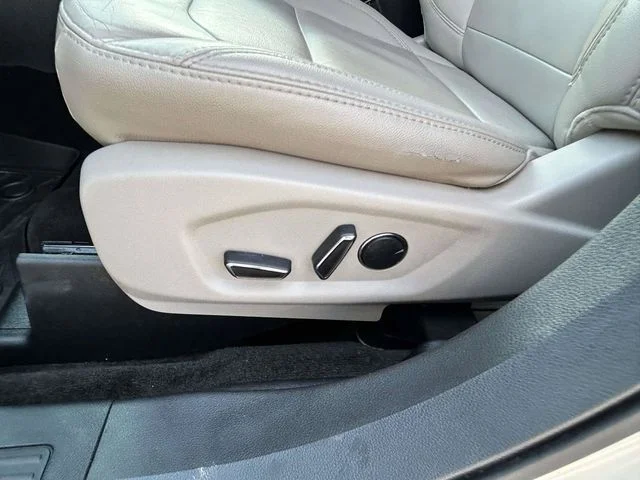 Certified Used 2018 Tan Ford XLT image 16