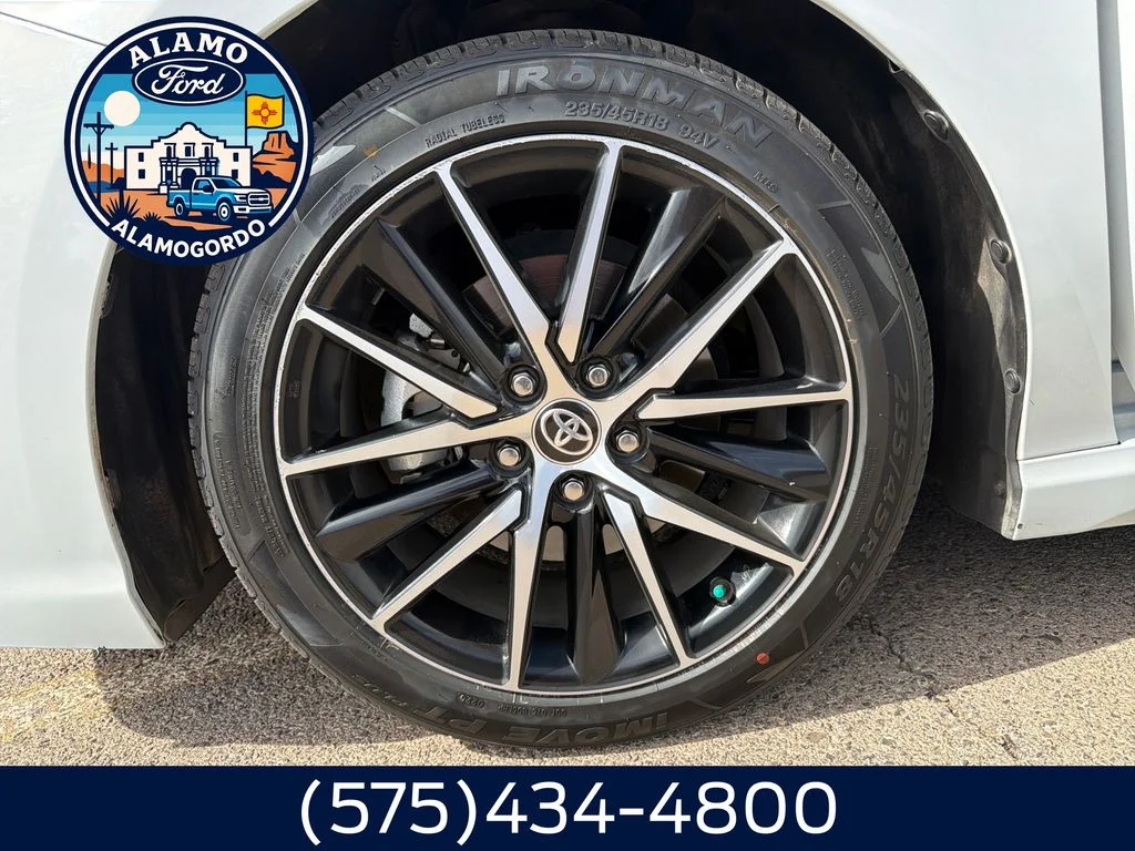 Used 2024 Ice Toyota SE image 25