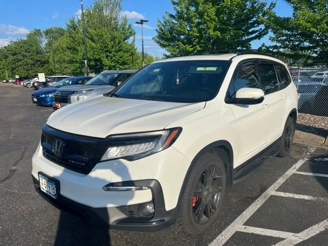 Used 2021 Honda Pilot Black Edition with VIN 5FNYF6H78MB011969 for sale in White Bear Lake, Minnesota