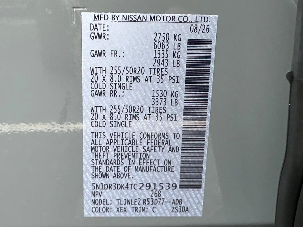 New 2026 Boulder Gray Pearl / Super Black Two-tone Nissan Platinum image 22