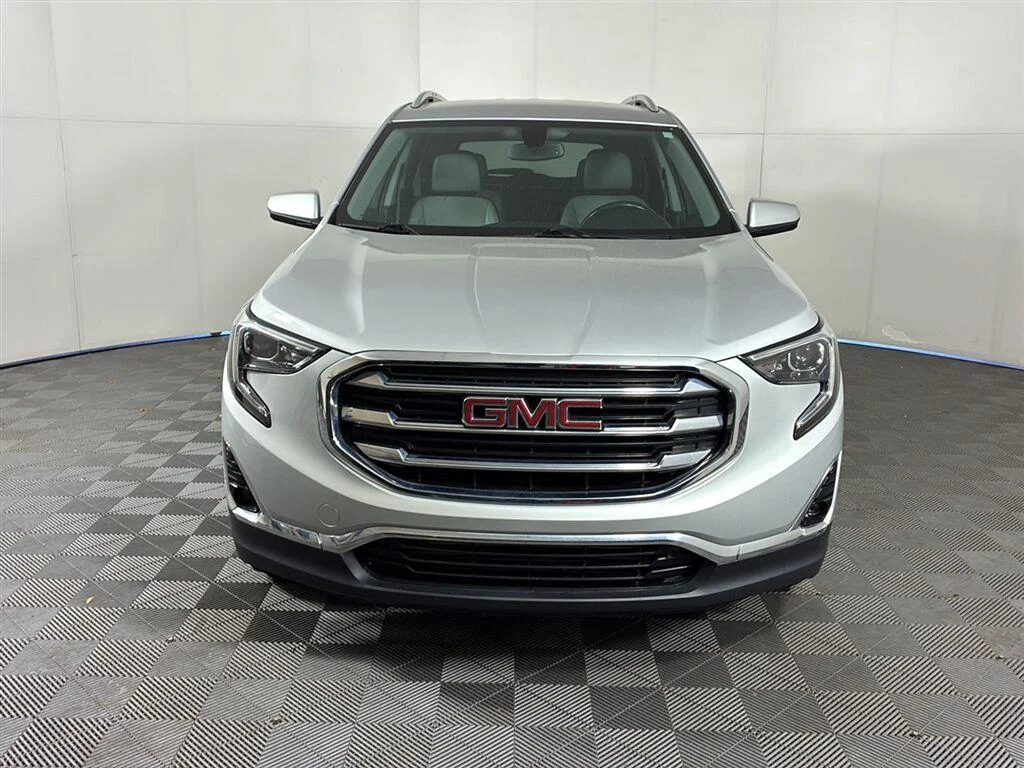 Used 2019 Quicksilver Metallic GMC SLT image 4