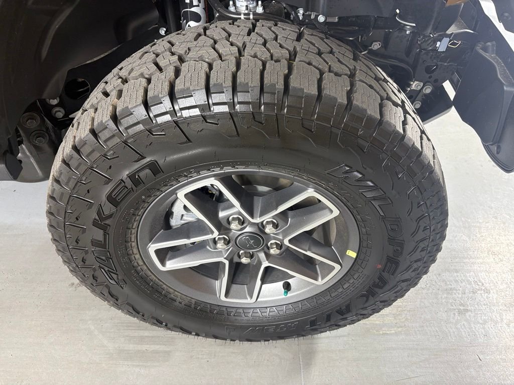 New 2026 Goldilocks Exterior Paint Jeep Mojave image 10