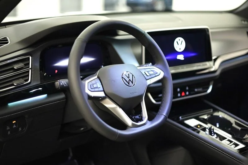 New 2026 White/off-white Volkswagen 2.0T SEL Premium R-Line image 13