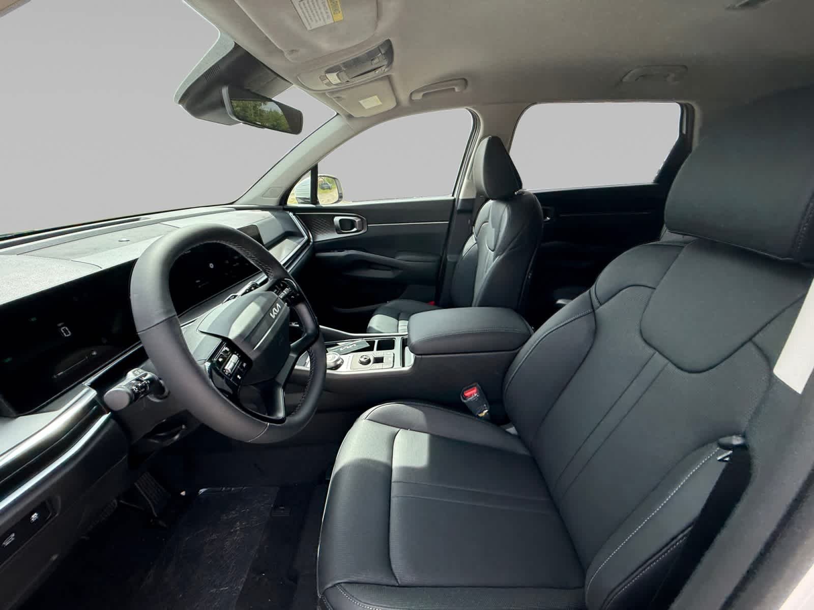 New 2026 Snow White Pearl Kia EX image 11