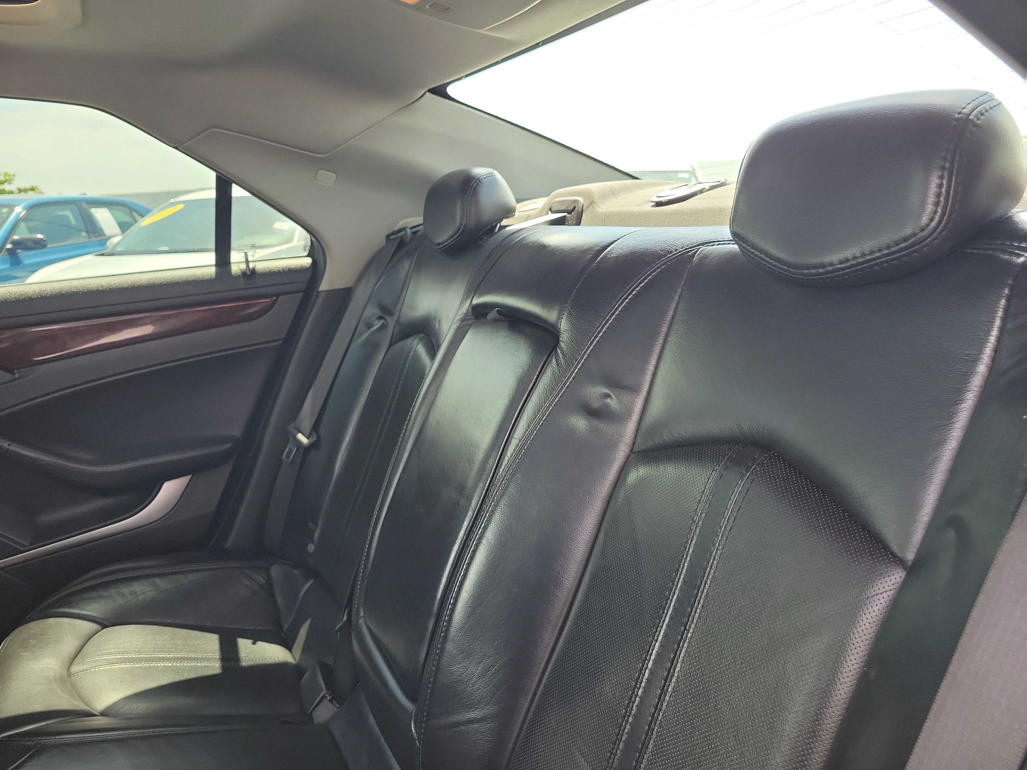 Used 2009 Black Ice Cadillac RWD w/1SA image 10