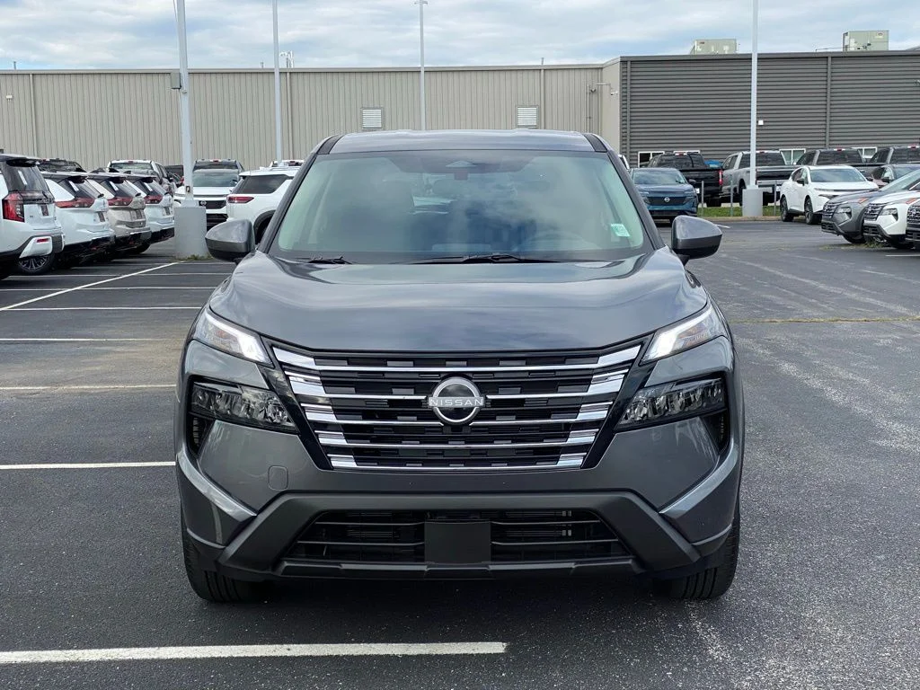 2026 Nissan Rogue SV - Photo 9