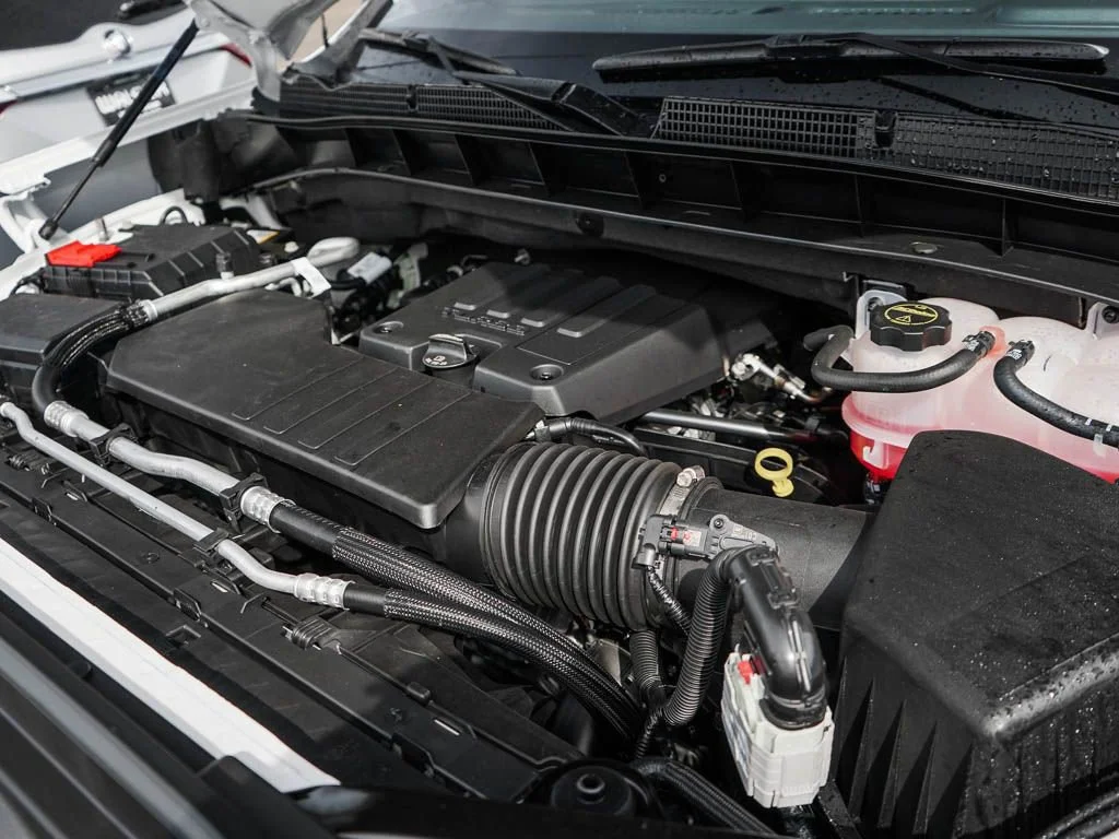 New 2026 Summit White GMC Elevation image 7