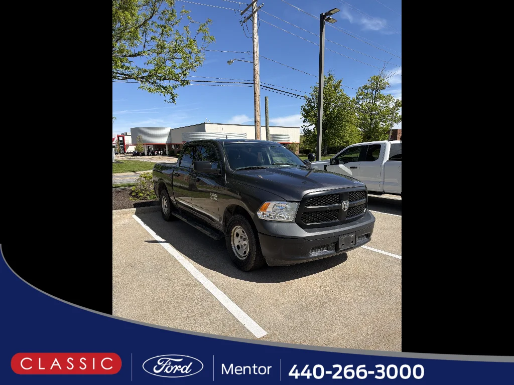 2019 RAM 1500 Classic Tradesman 4x4 Crew Cab 5'7's photo