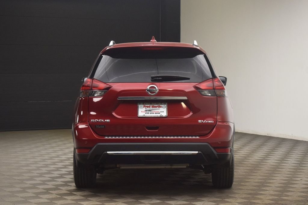 Used 2020 Red Nissan SV image 6