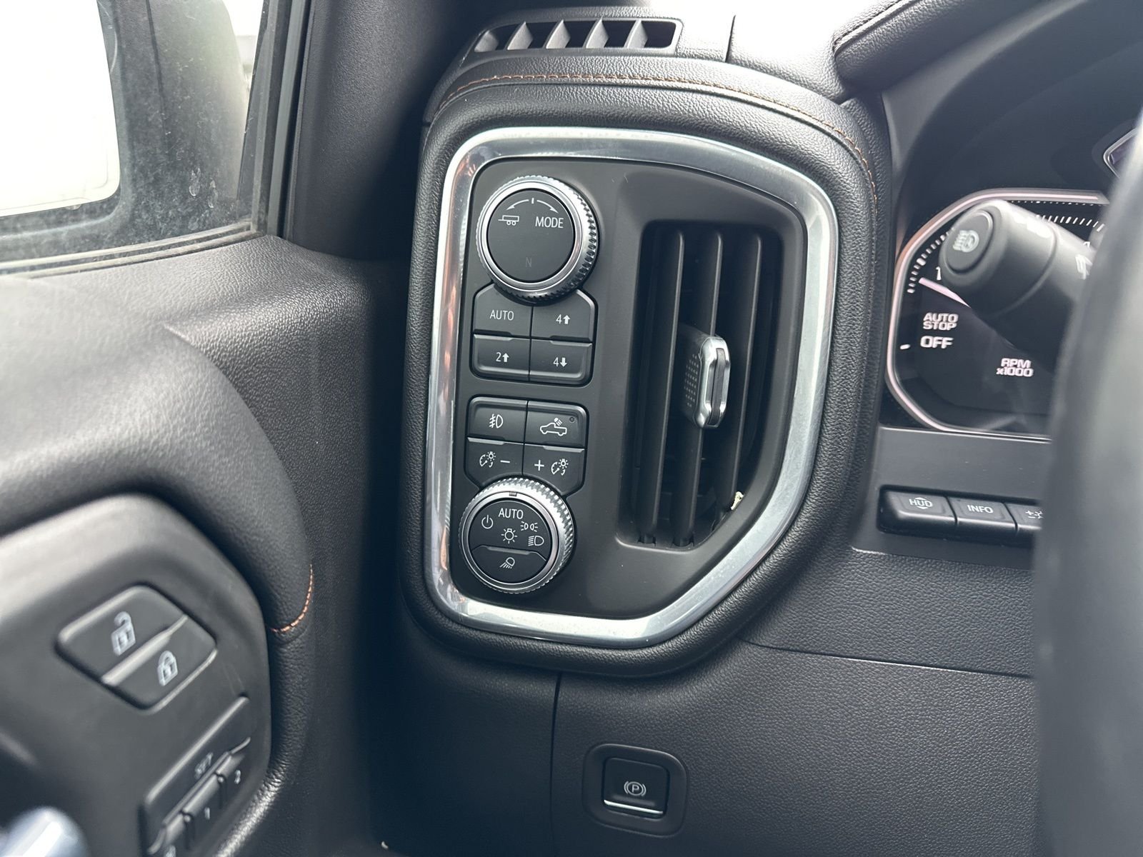 2020 GMC Sierra 1500 AT4 - Photo 42