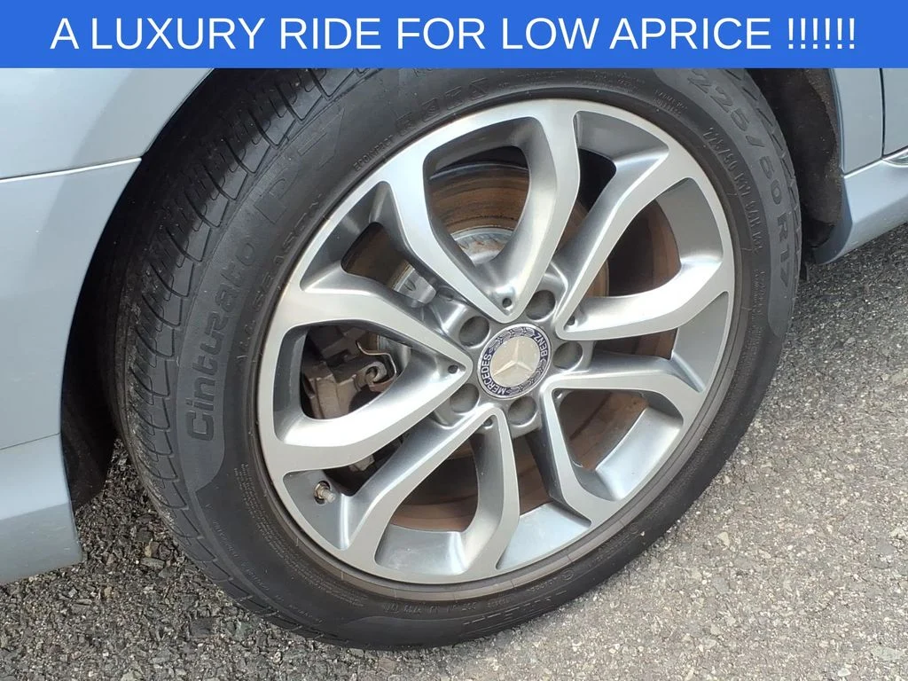 Used 2016 Silver Mercedes-Benz C 300 image 7