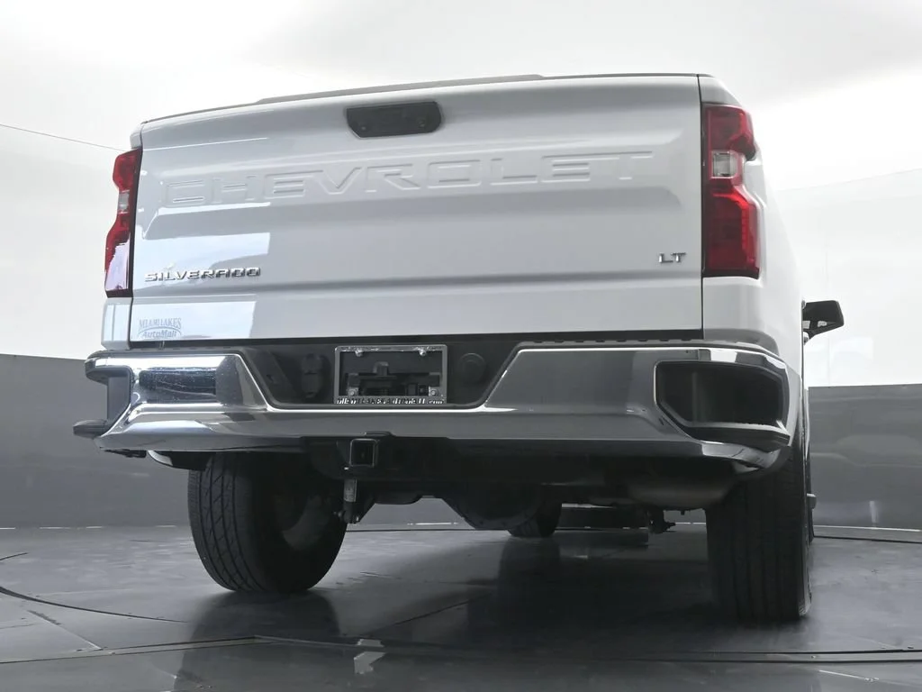 Used 2023 Summit White Chevrolet LT image 57