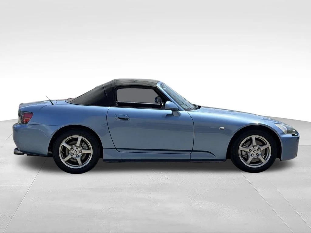 Used 2002  Honda S2000 image 10