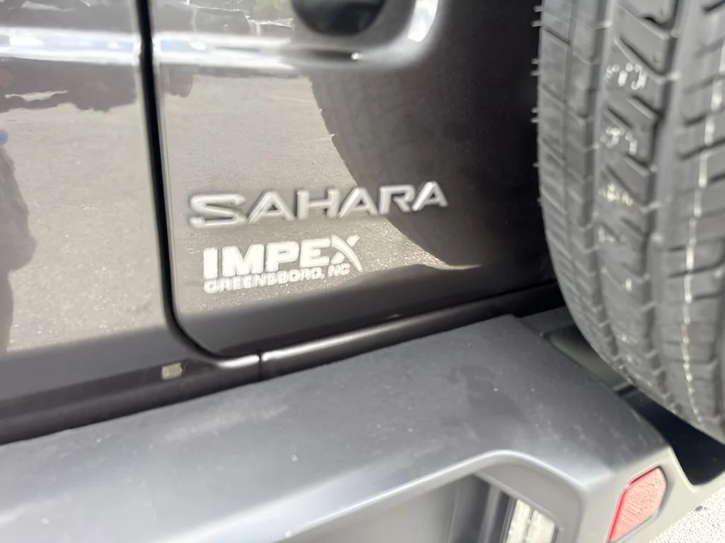 Used 2025 Gray Jeep Sahara image 32