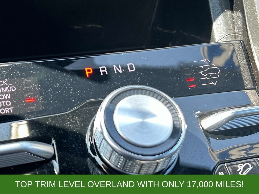 Used 2025 Black Jeep Overland image 27
