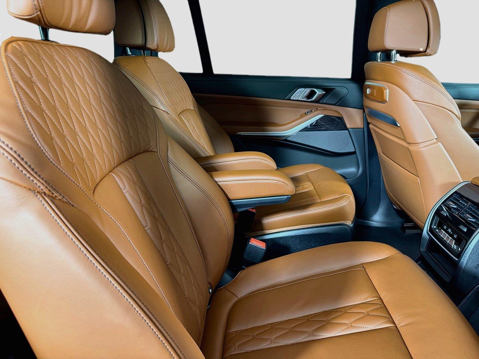 New 2027 Skyscraper Grey Metallic BMW xDrive40i image 27