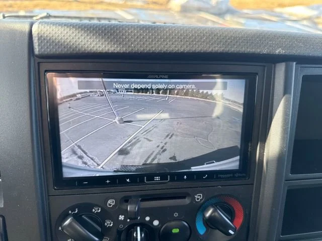 New 2025 Arc White Chevrolet  image 21