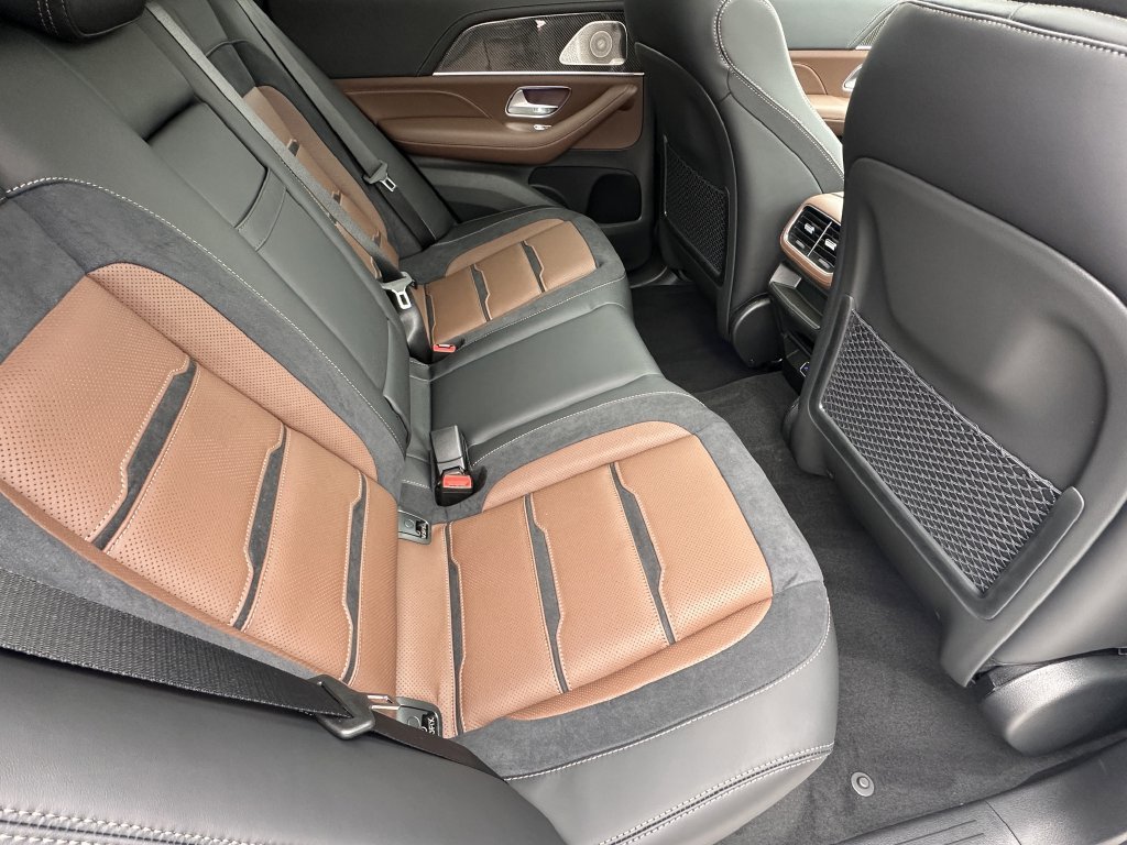 New 2026 Polar White Mercedes-Benz AMG® GLE 53 image 60