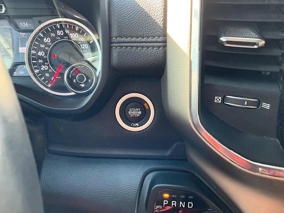 Used 2019 Black Ram Laramie image 19