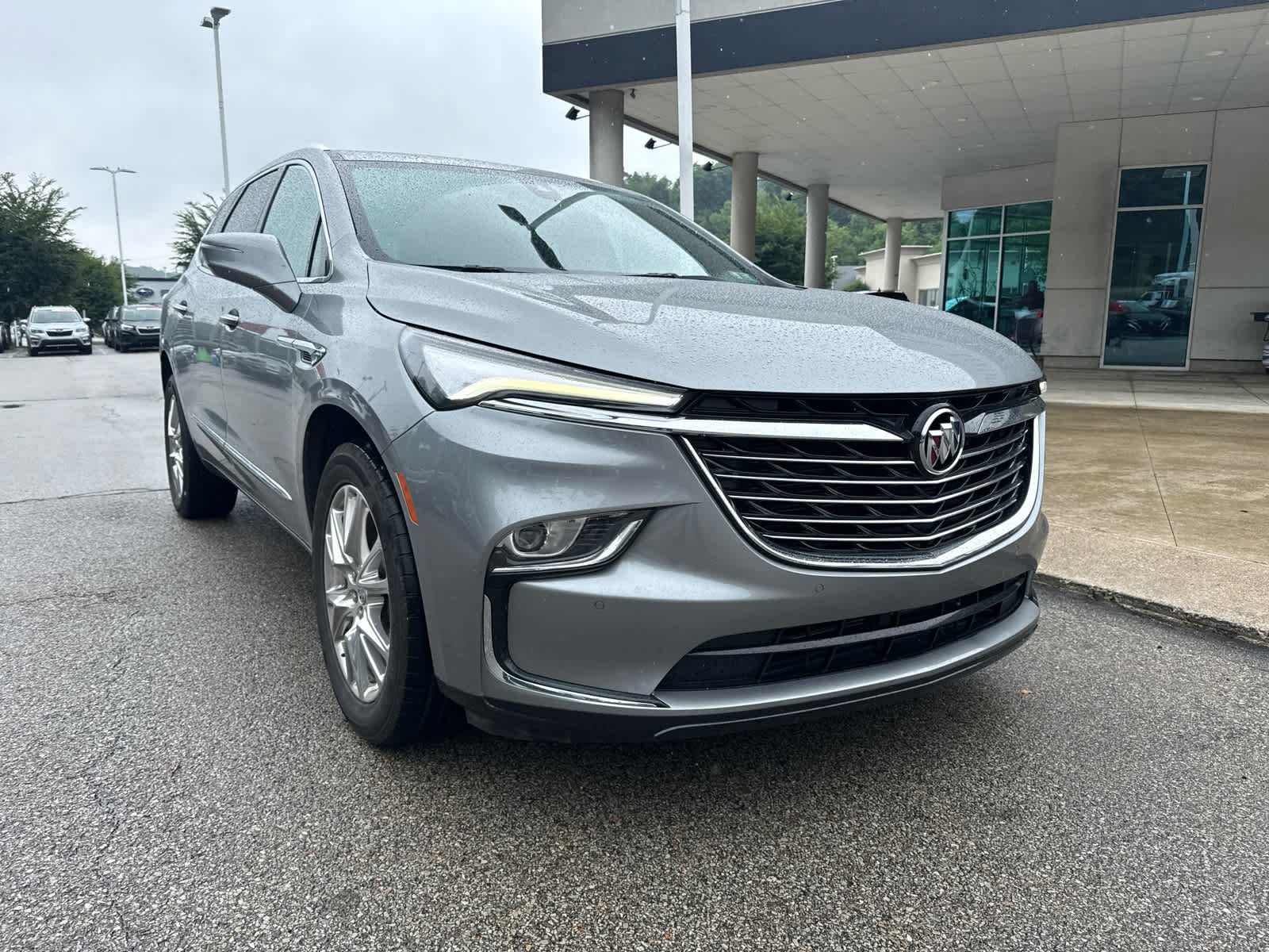 2023 Buick Enclave Essence AWD's photo