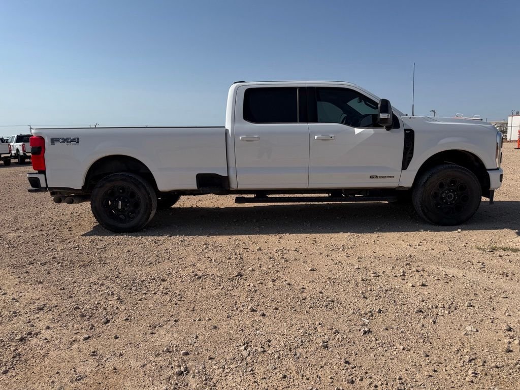 Used 2025 Oxford White Ford XLT image 10