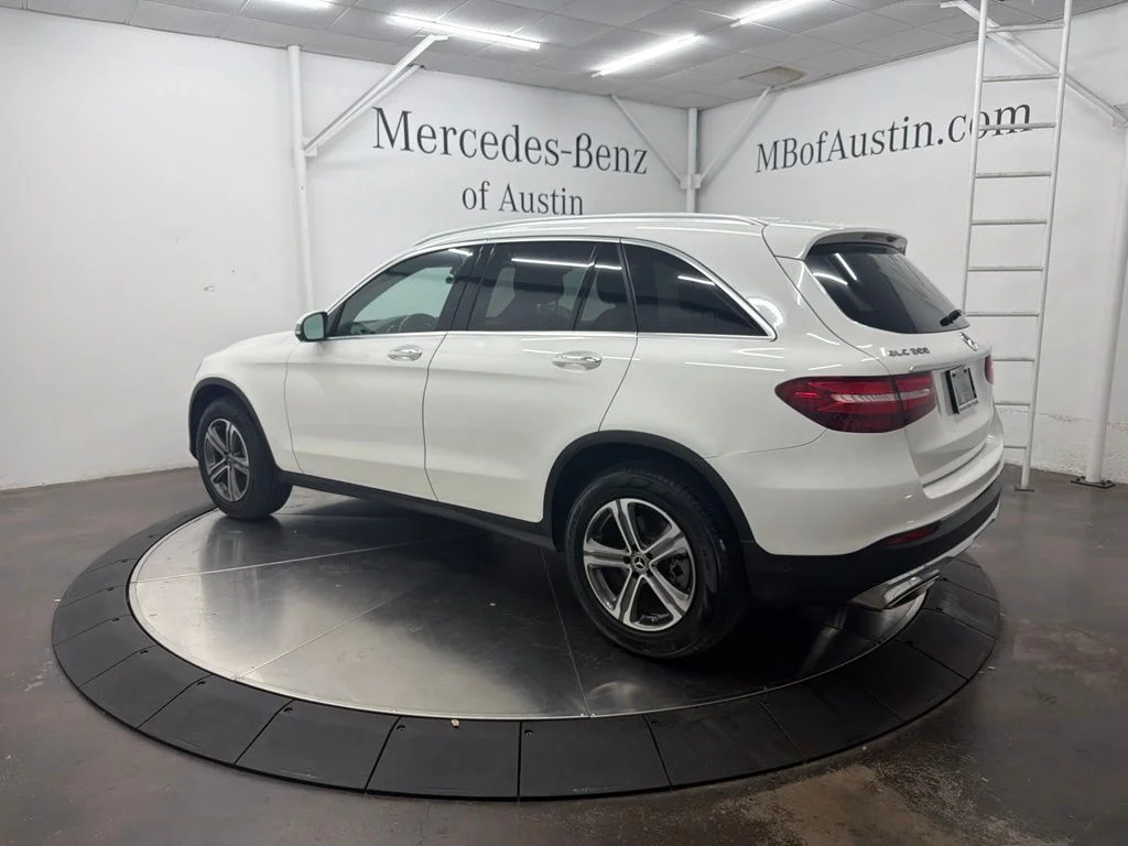 Used 2018 White Mercedes-Benz GLC 300 image 5