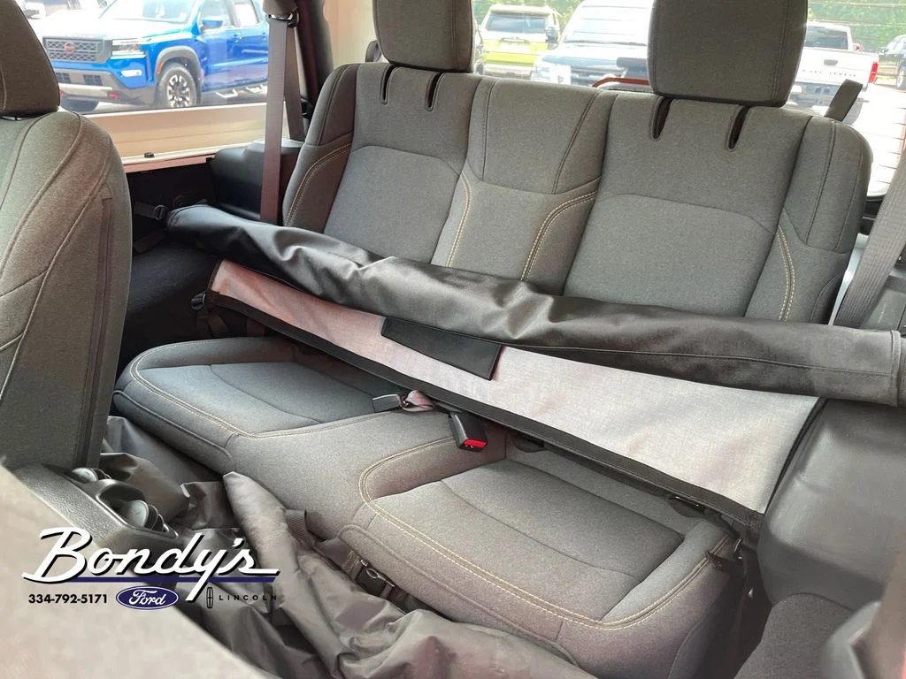 Used 2025 Bright White Clearcoat Jeep Sport image 11