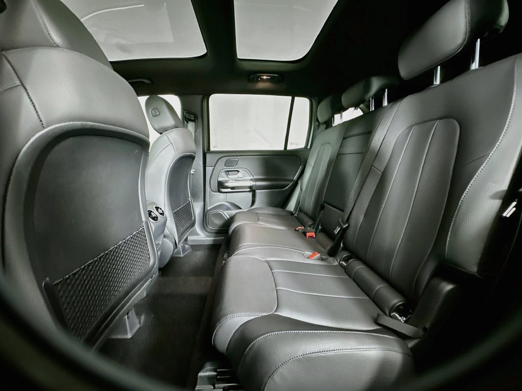New 2026 Mountain Grey Metallic Mercedes-Benz GLB 250 image 23
