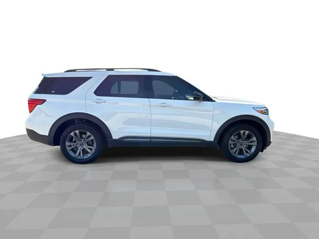 2022 Ford Explorer XLT - Photo 10