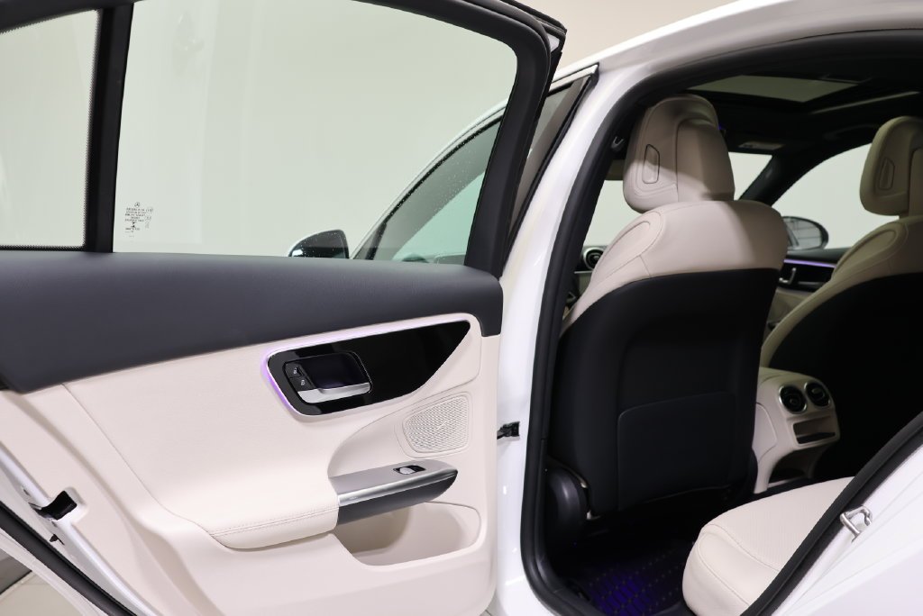 Certified Used 2023 Polar White Mercedes-Benz C 300 image 43