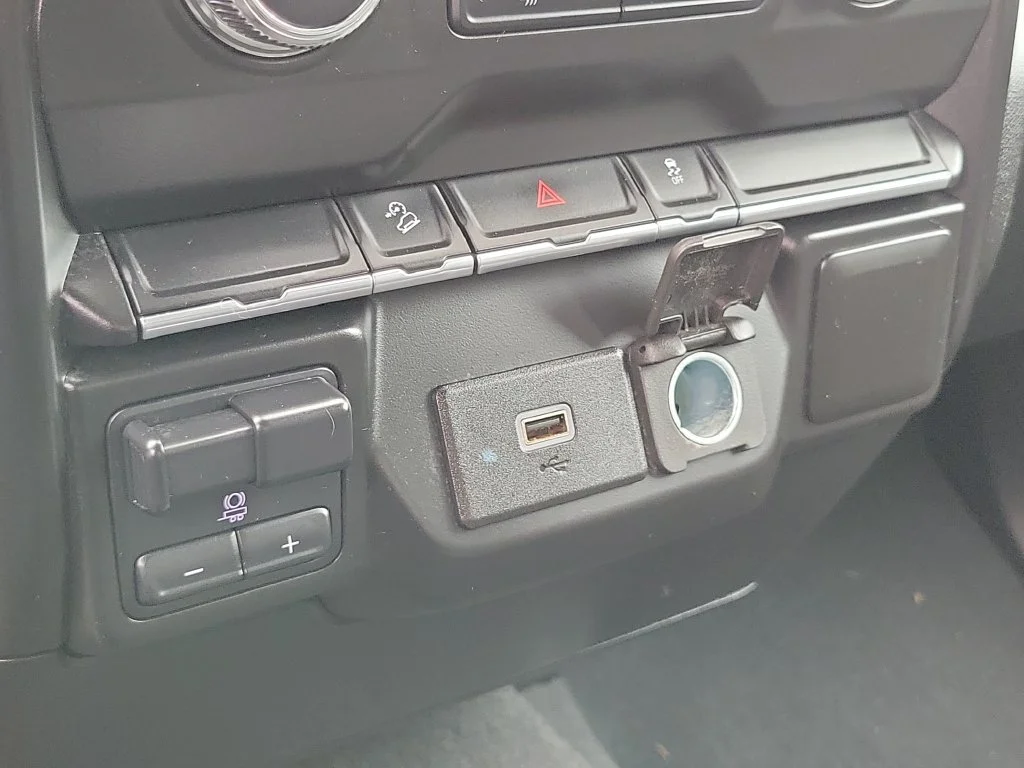 Used 2019 Onyx Black GMC  image 15