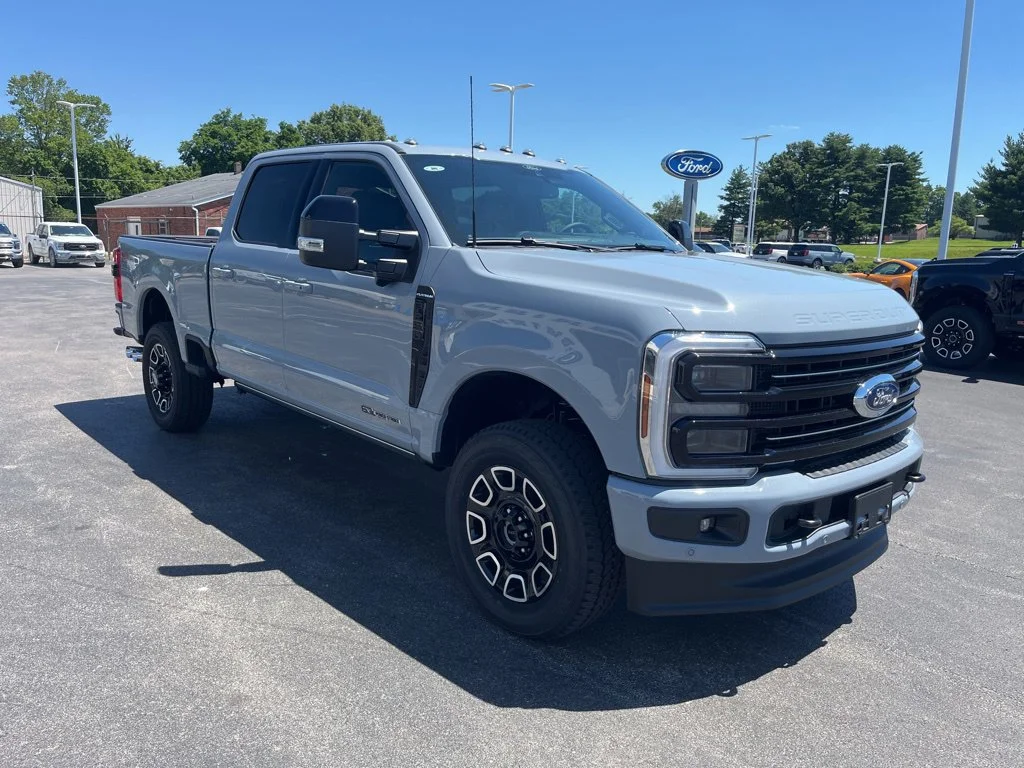 New 2026 Glacier Gray Metallic Tri-Coat Ford F-250® Platinum® image 9