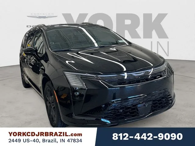 New 2027 Diamond Black Crystal Pearl-Coat Exterior Paint Chrysler Limited image 7