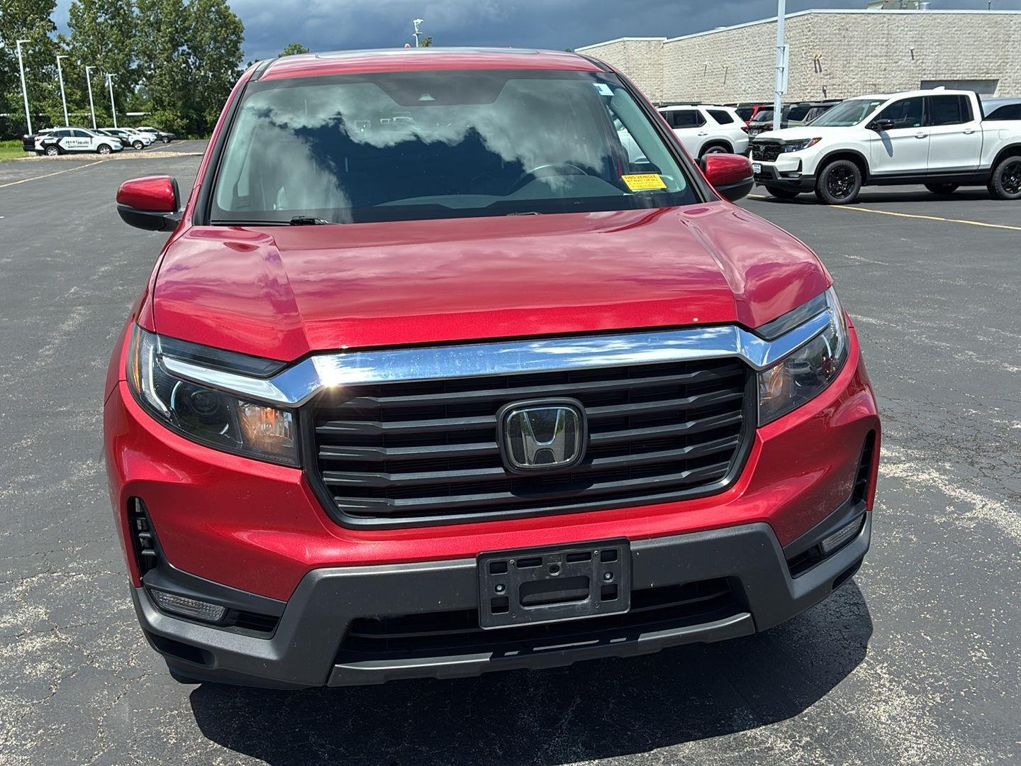 Used 2023 Radiant Red Metallic II Honda RTL image 15
