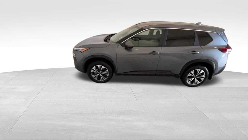 2023 Nissan Rogue SV photo 2