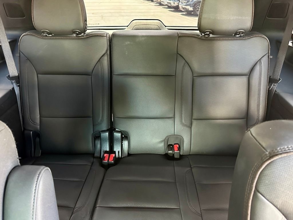 Used 2022 Gray Chevrolet High Country image 21