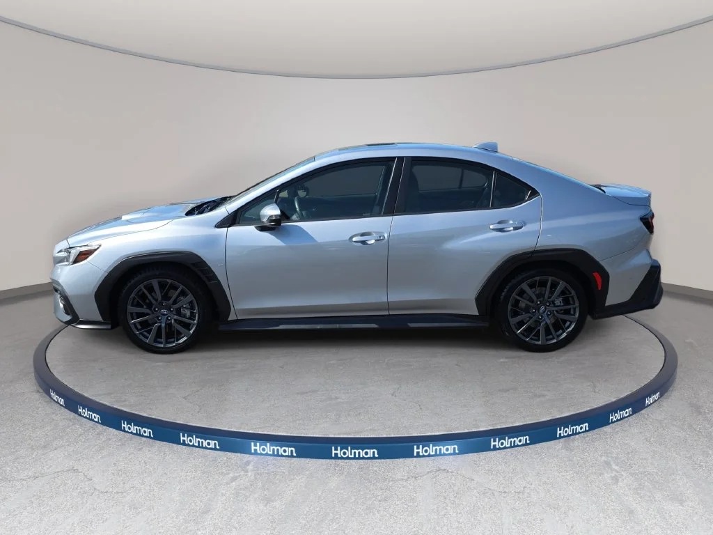Certified Used 2022 Ice Silver Metallic Subaru GT image 8