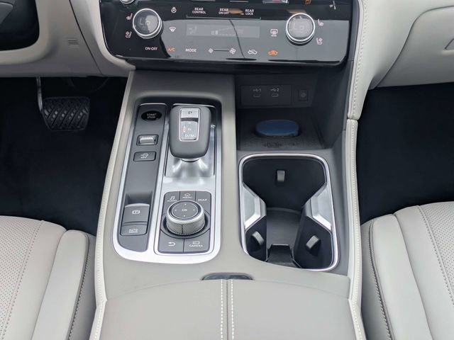 New 2027 DEEP EMERALD INFINITI Luxe AWD image 20