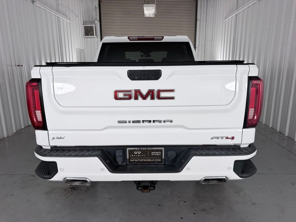 Used 2023 White GMC AT4 image 6