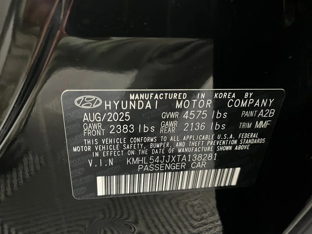 Used 2026 Black Hyundai Limited image 28