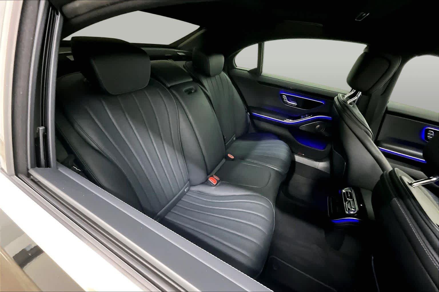 Certified Used 2025 Black Mercedes-Benz S 500 image 19