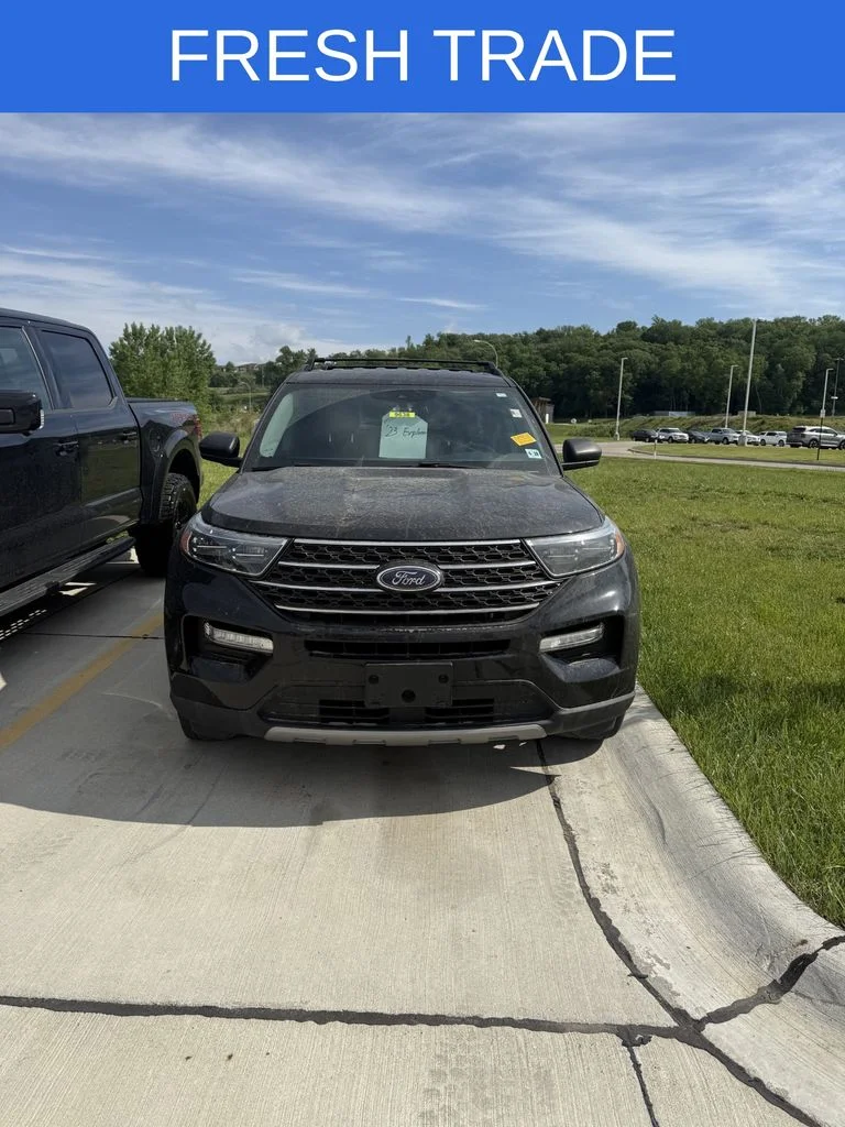 2023 Ford Explorer XLT 4WD's photo