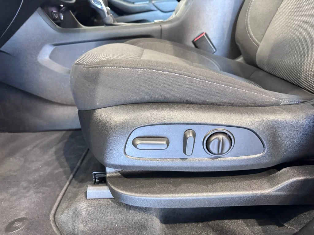 2023 Chevrolet Traverse 1LT - Photo 27