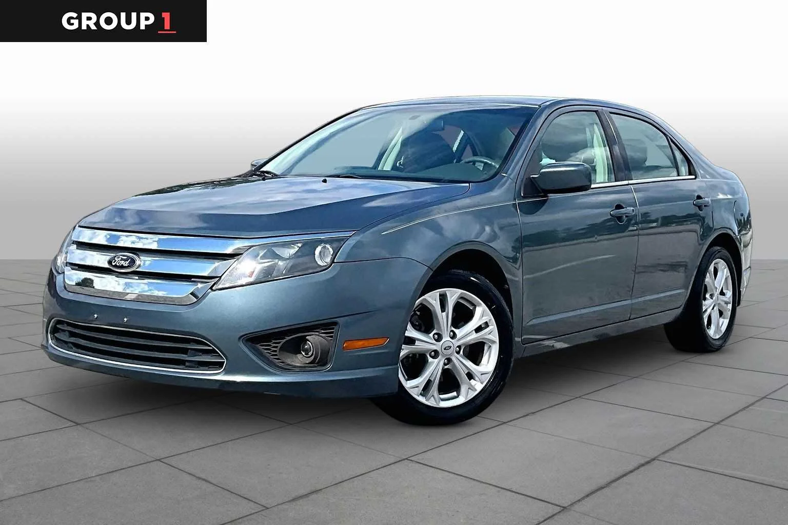 Pre-Owned 2012 Ford Fusion SE