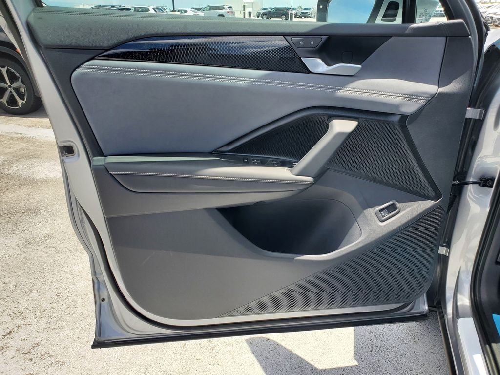 New 2026 Silver Volkswagen 2.0T SE image 11